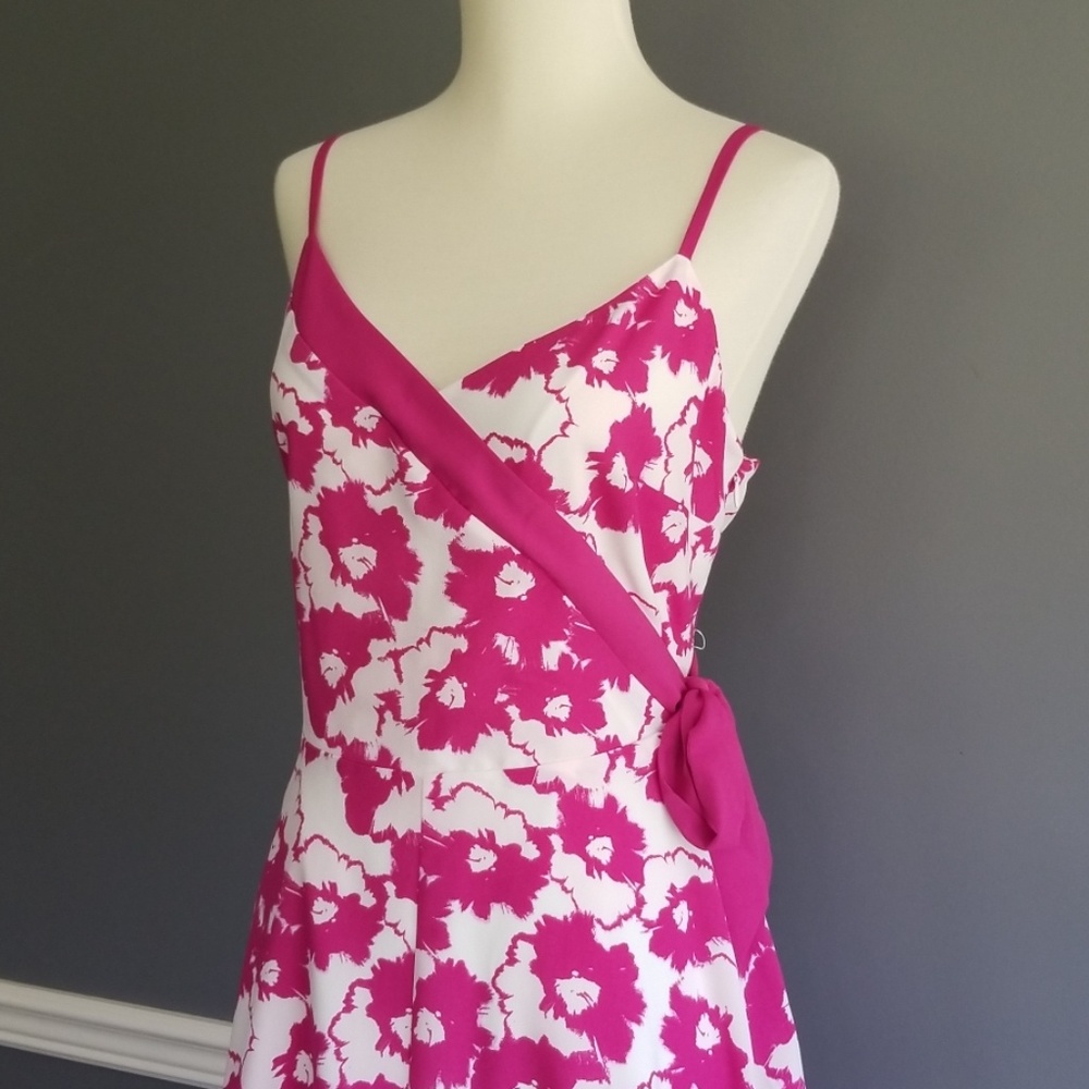 Banana Republic floral dress - Picture 2 of 8